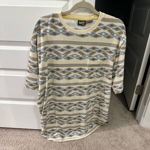 **NWT** Men's Cream and Blue Terry Cloth Pocket Tee